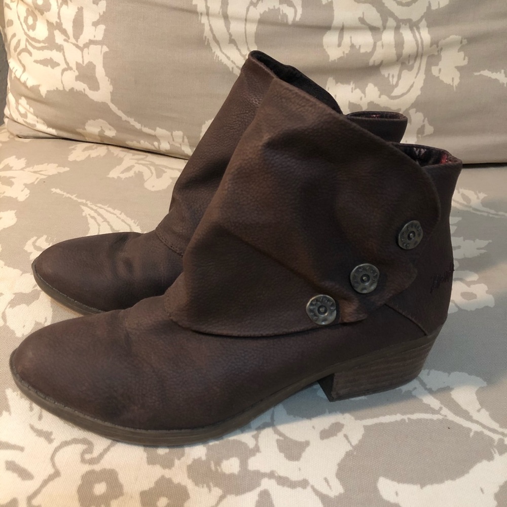 Brown button booties